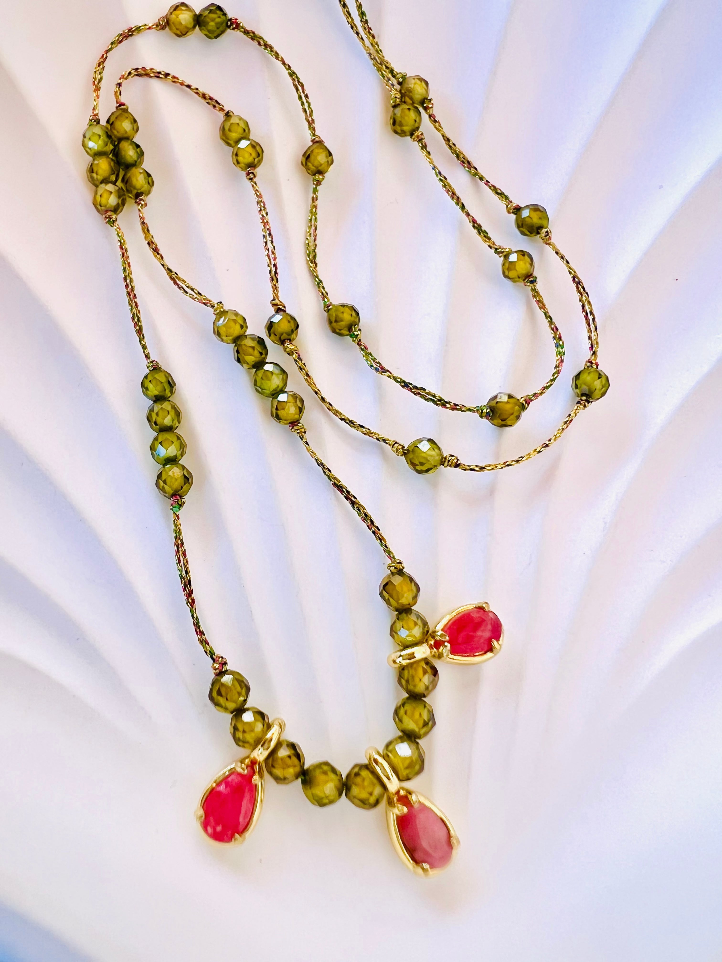 Colliers en cordon & tissu