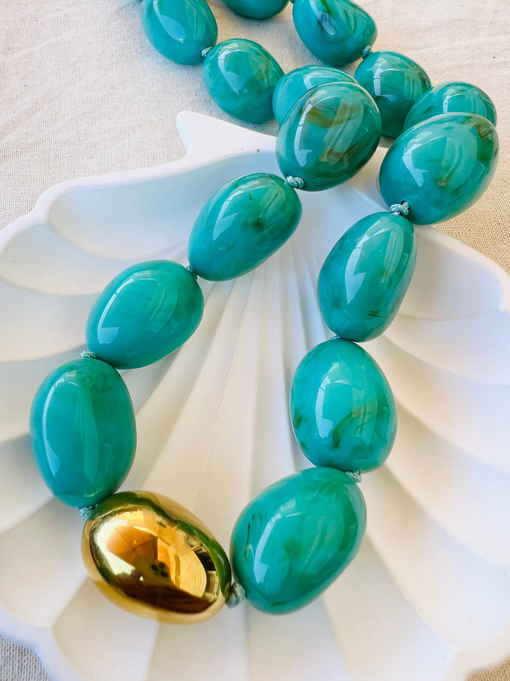 CINNAMON DORÉ AYLANIS